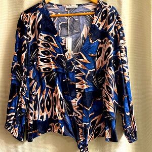 Ladies blouse NWT
